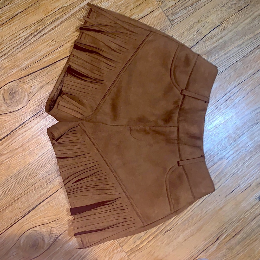 Crazy train brand fringed suede shorts size M